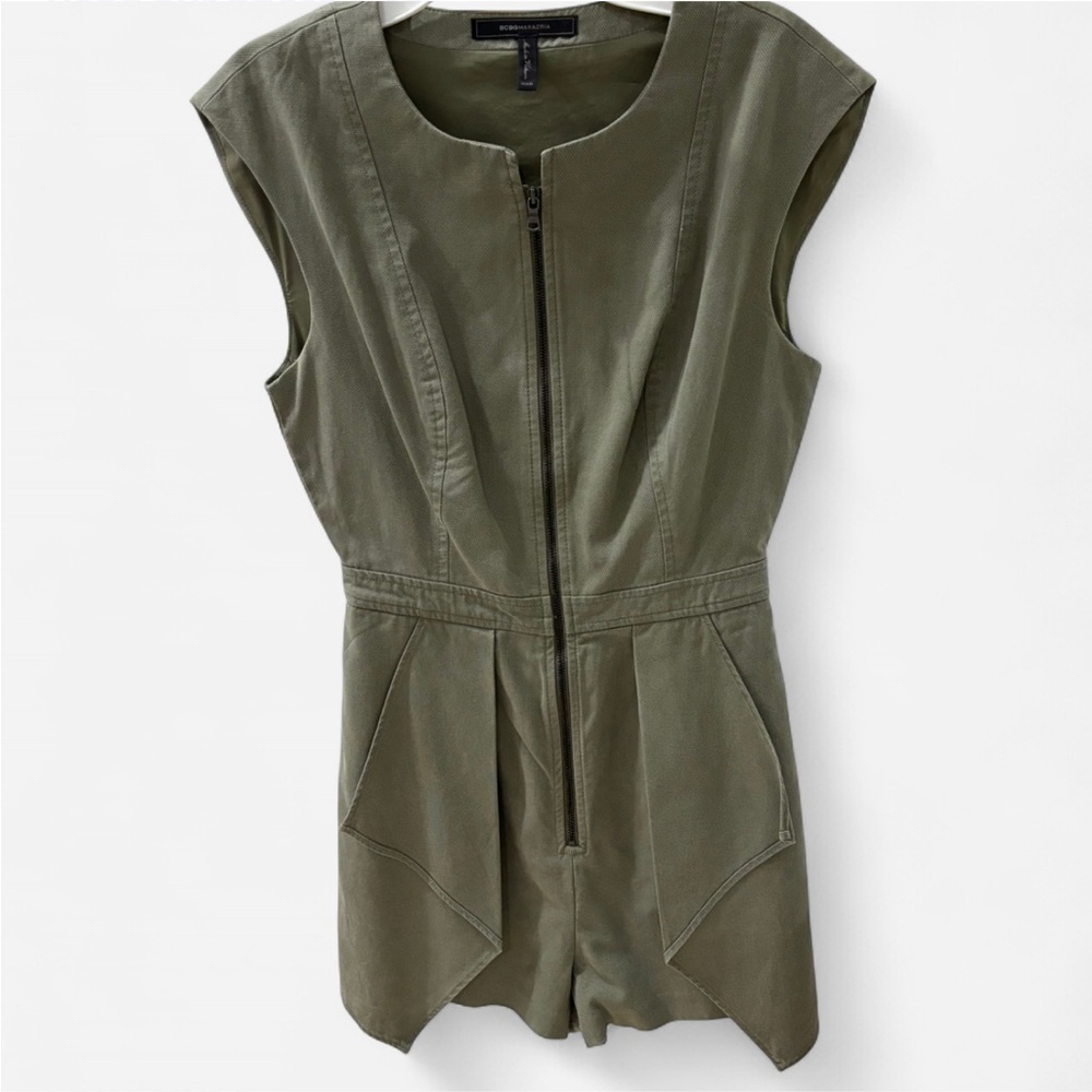 BCBGMaxAzria Khaki Green Romper